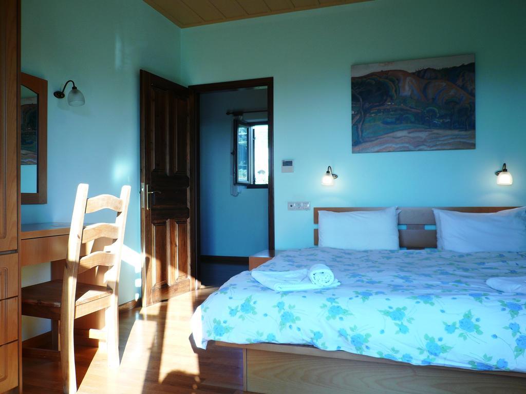 Maison Viros Кардамили Номер фото